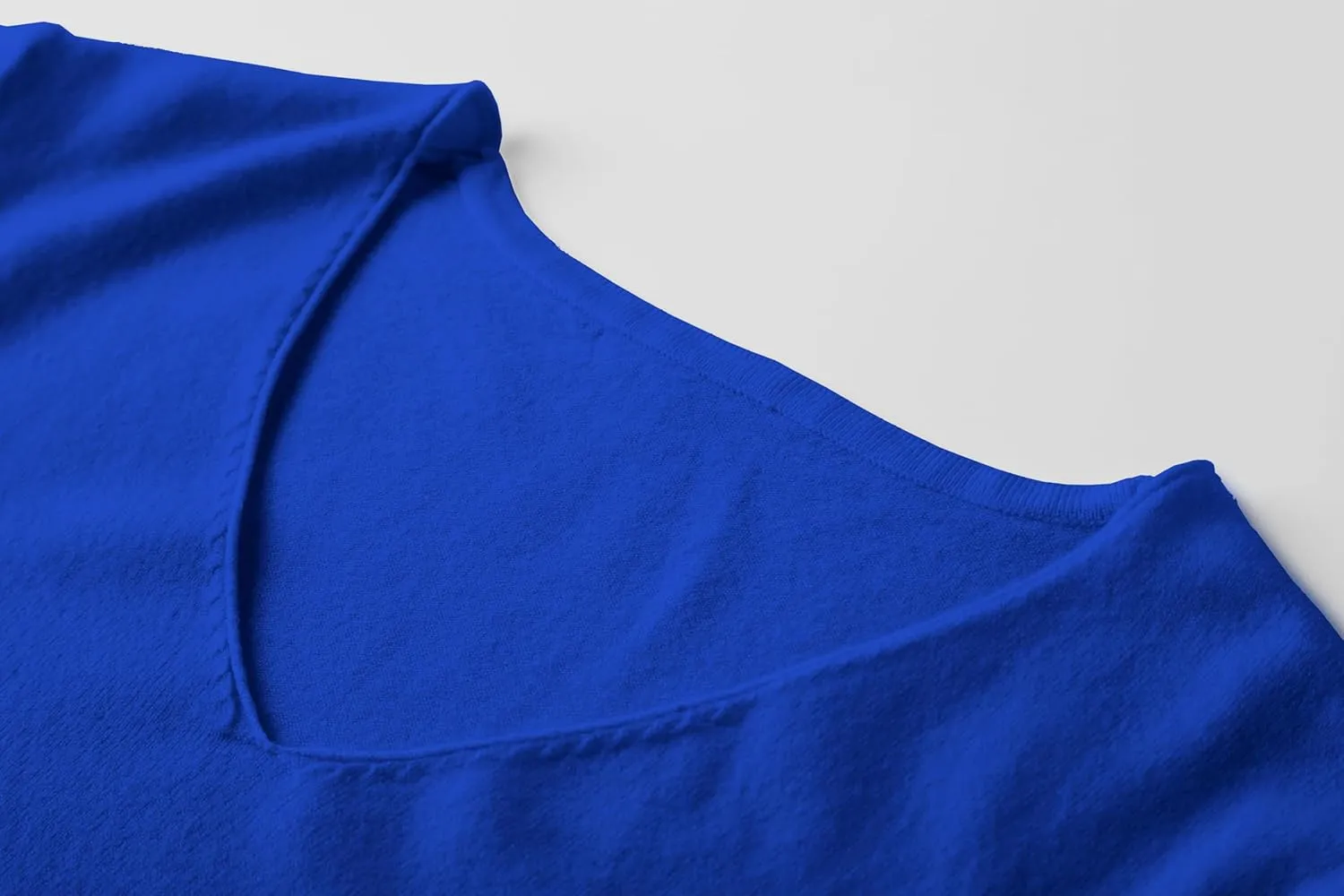 DAIMIDY Women's Short Sleeve V Neck Sweaters Casual Summer Sweater Lightweight Knit Pullover Tops