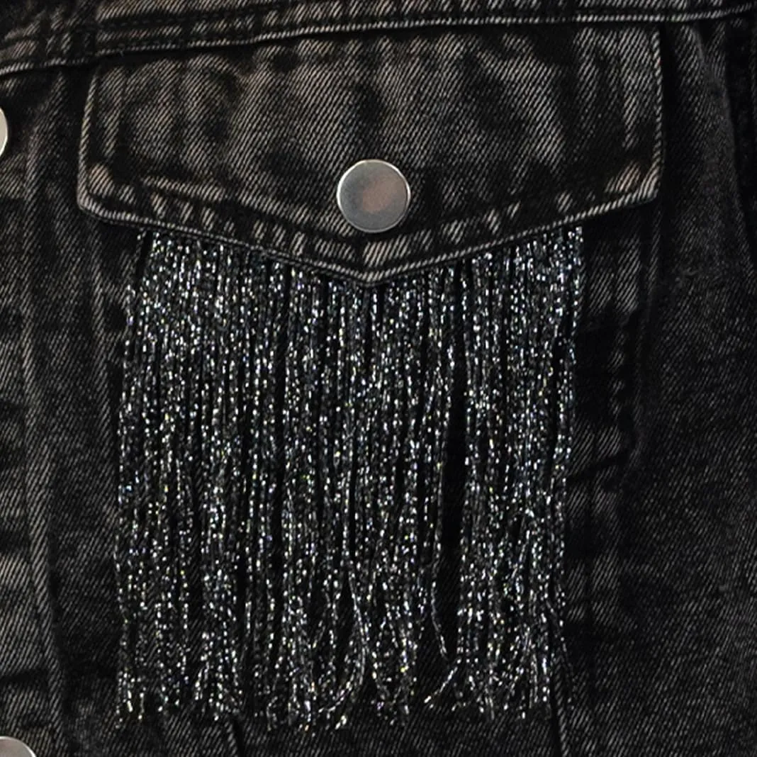 Elegant Fringe Cropped Denim Jacket for Women – Modern Cropped Silhouette & Comfortable Distressed Fabric
