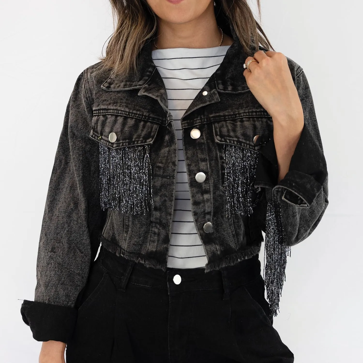 Elegant Fringe Cropped Denim Jacket for Women – Modern Cropped Silhouette & Comfortable Distressed Fabric