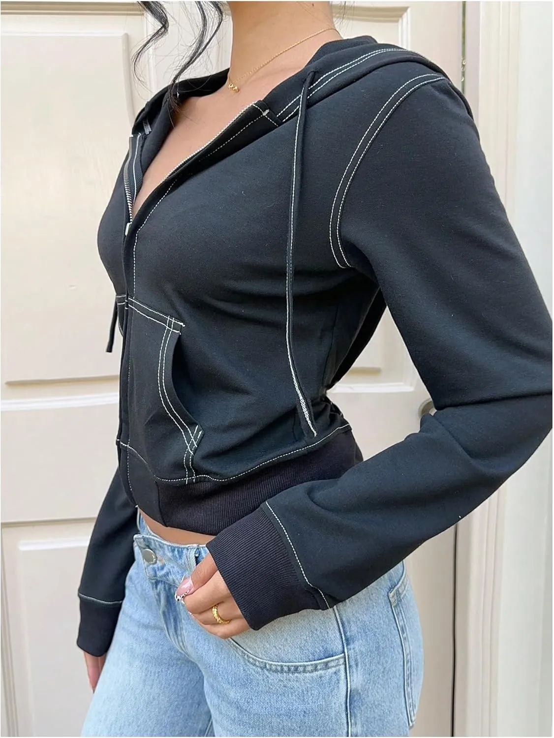Milumia Women's Zipper Front Long Sleeve Hoodie Contrast Binding Cropped Sweatshirts Jacket