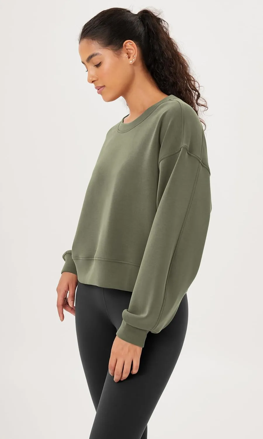 ODODOS Modal Soft Long Sleeve Cropped Sweatshirts for Women Oversized Crew Neck Pullover Crop Top