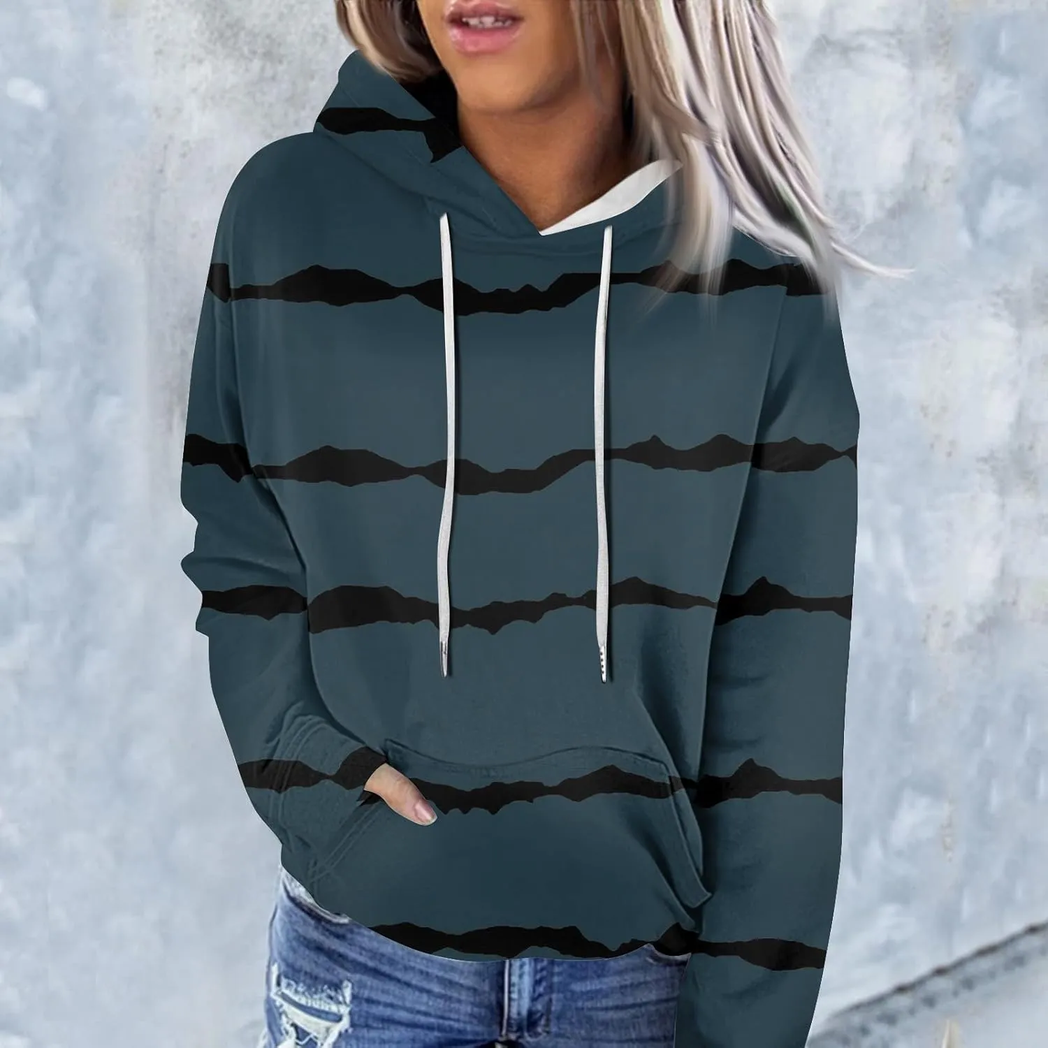 Oversized Hoodies for Women 2024 Fall Loose Fit Round Neck Casual Printed Sweatshirts with Pocket Pull Over Outfit