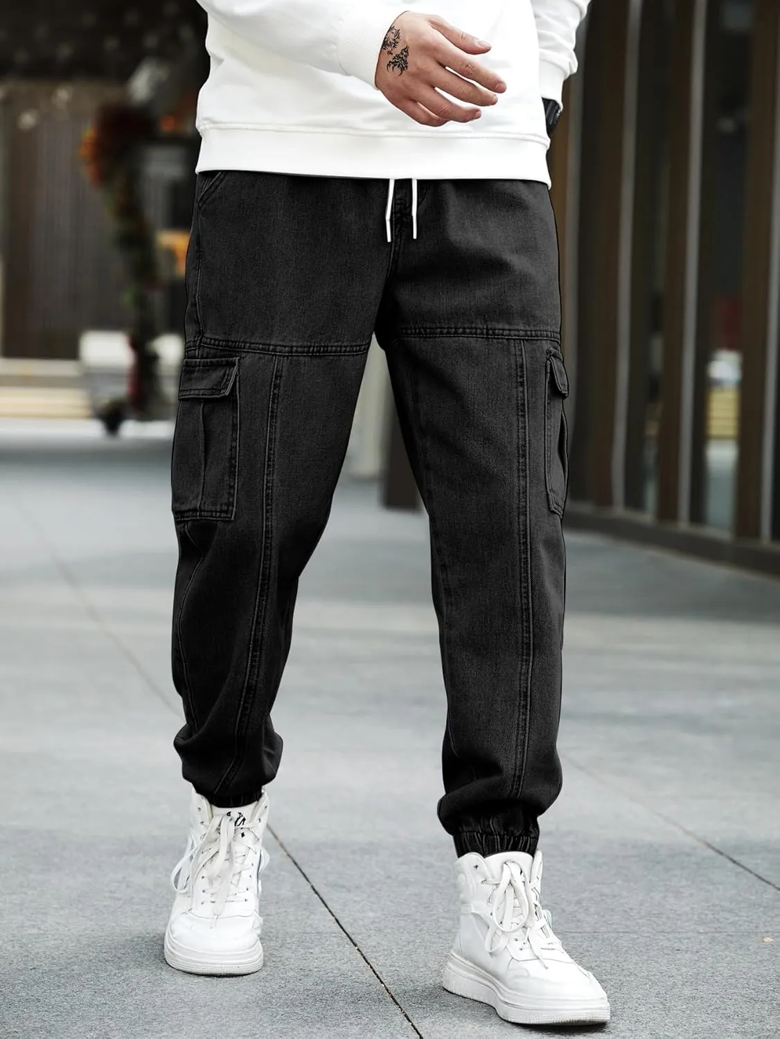 OYOANGLE Men's Drawstring Waist Flap Pocket Jogger Cargo Pants Carrot Denim Jeans with Pocket