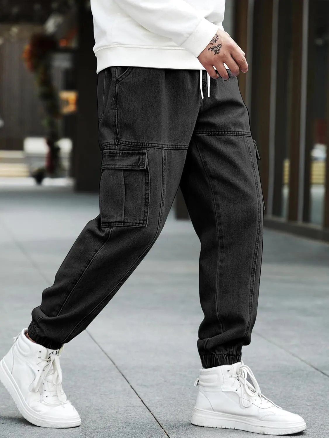 OYOANGLE Men's Drawstring Waist Flap Pocket Jogger Cargo Pants Carrot Denim Jeans with Pocket