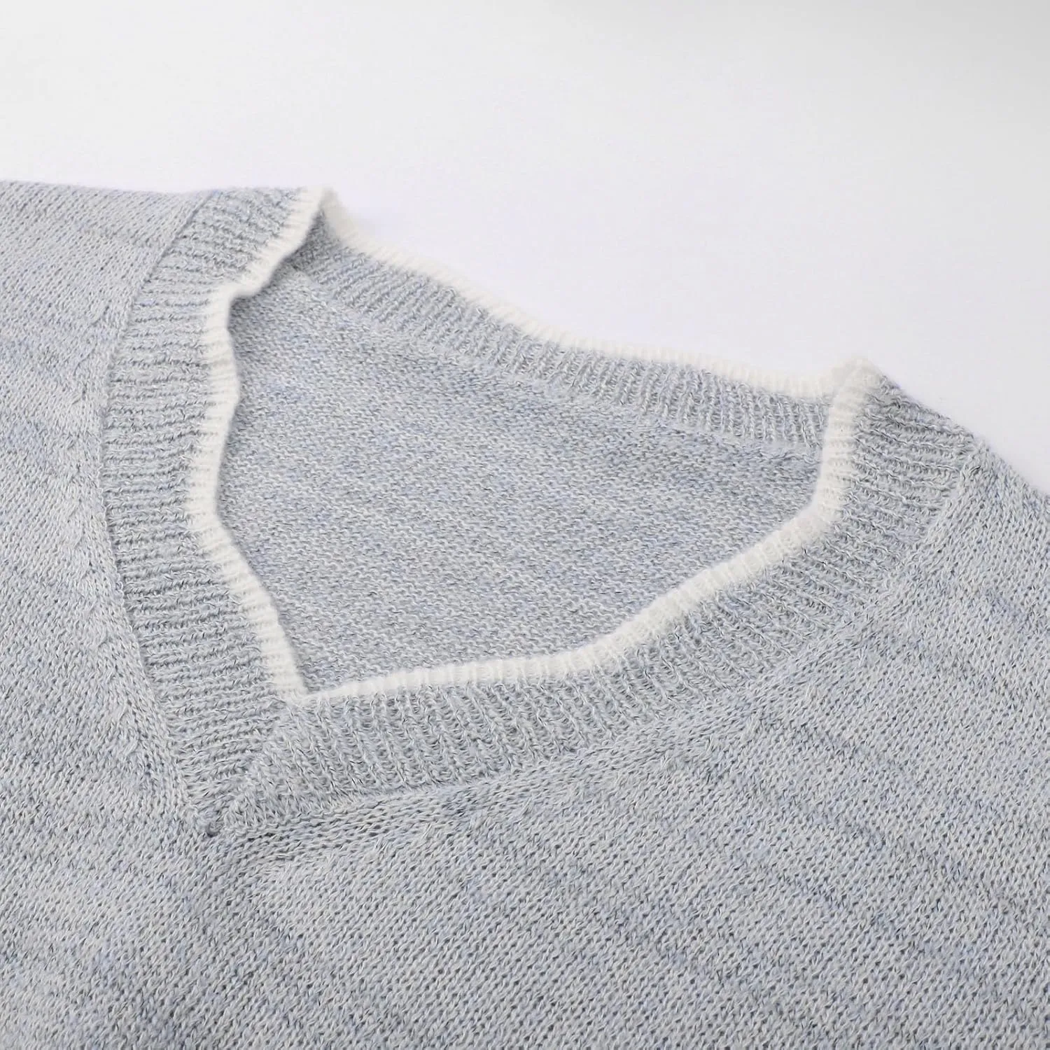 Women's Fashion V Neck Sweaters Cozy Fit Fleece Sweaters Plus Size Spring Sweater Elegant Chunky Pullover Tops