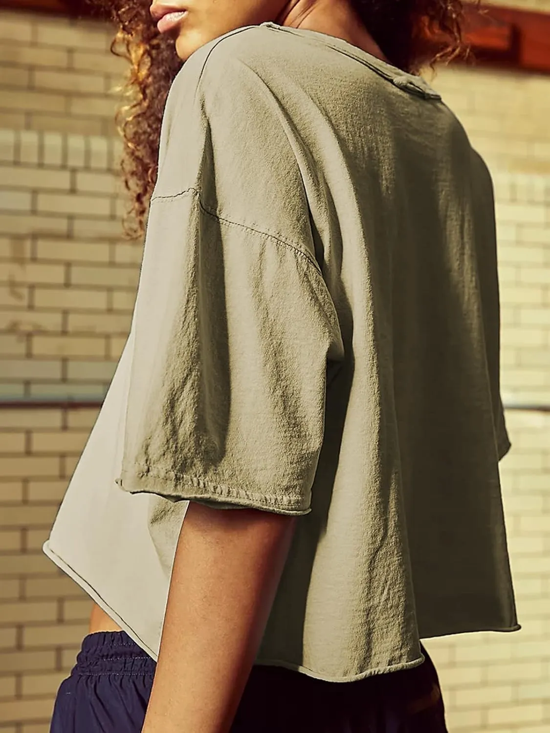 Women's Oversize Workout Crop Tops Short Sleeve Crewneck Drop Shoulder Boxy T Shirts Summer Casual Solid Basic Tees